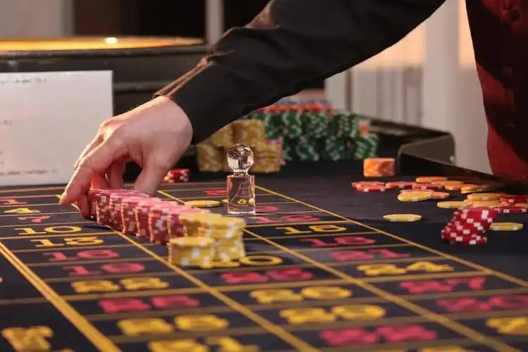 wowph login Game lobby lively casino interface on mobile